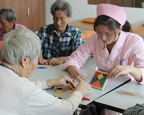 華欣泰咨詢：某社區(qū)長(zhǎng)者醫(yī)養(yǎng)結(jié)合綜合體建設(shè)項(xiàng)目可研報(bào)告
